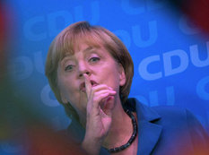 Angela Merkel: &quot;Bu son hadisələrə adekvat cavab olmalıdır&quot;