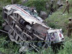 Argentinada sərnişin avtobusu yük maşını ilə toqquşub: 5 ölü, 20 yaralı