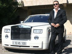 Cavanşir Məmmədov &quot;Rolls Royce&quot;unu ona hədiyyə etdi