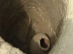 Balakəndə 2 metrlik qədim küp tapıldı - VİDEO