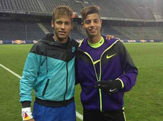 Neymar 15 yaşlı futbolçu ilə yarışdı - VİDEO