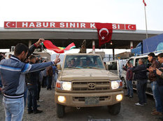 Peşmərgələr Türkiyədən keçdilər - FOTO