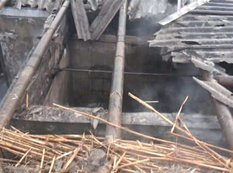 Hacıqabulda 6 otaqlı ev yandı - FOTO