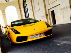 Bakıda sarı Lamborghini - FOTO