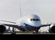 Azərbaycan ilk &quot;Boeing-787 Dreamliner&quot;i alır