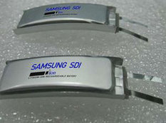 Samsung bükük batareya göstərdi