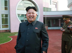 Gülümsəyən diktator 6 nazirin &quot;başını yedi&quot; - FOTO