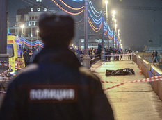 Nemtsovun qətli kameralara düşdü - VİDEO