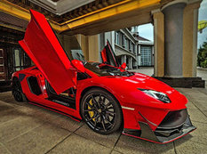 988 at gücündə Lamborghini Avantador - FOTO
