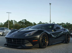 Ferrari F12 yeni disklərlə - FOTO