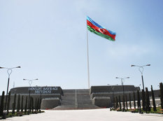 Sabah Dövlət Bayrağı Meydanında bayraq endiriləcək