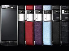 Vertu-dan Signature Touch smartfonu