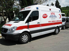 Türkiyədə avtomobil qəzasında 22 şagird yaralanıb