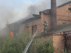 Moskvada üç ev birdən yandı