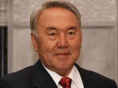 Nazarbayev: &quot;SSRİ-ni bərpa etmək istəyənin ağlı yoxdur&quot;
