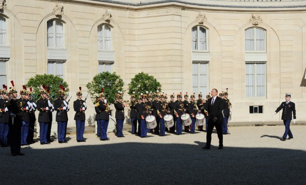 Azərbaycan Prezidenti İlham Əliyevin və Ermənistan Prezidenti Serj Sarkisyanın Parisdə görüşü olub - YENİLƏNİB - FOTO