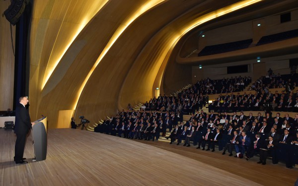 Prezident İlham Əliyev: ""Cənub Qaz Dəhlizi" layihəsi tranzit ölkələr üçün əlavə imkanlar yaradır" - YENİLƏNİB - FOTO