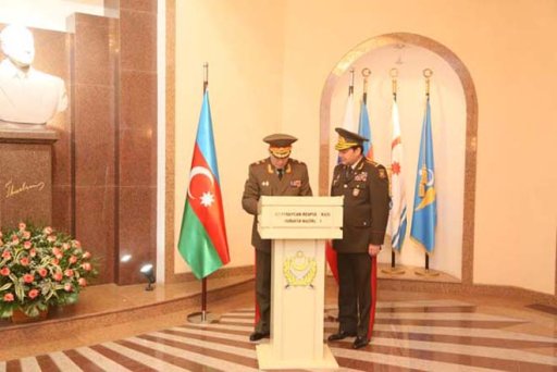 RF Silahlı Qüvvələrinin Baş Qərargah rəisi Azərbaycanın "Hərbi əməkdaşlıq sahəsində xidmətlərə görə" medalı ilə təltif olunub - FOTO