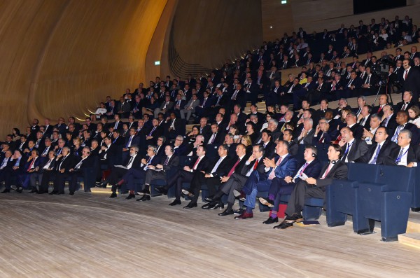 Prezident İlham Əliyev: ""Cənub Qaz Dəhlizi" layihəsi tranzit ölkələr üçün əlavə imkanlar yaradır" - YENİLƏNİB - FOTO