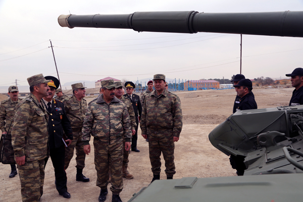 Azərbaycan Silahlı Qüvvələrinin döyüş hazırlığı yoxlnıldı - FOTO