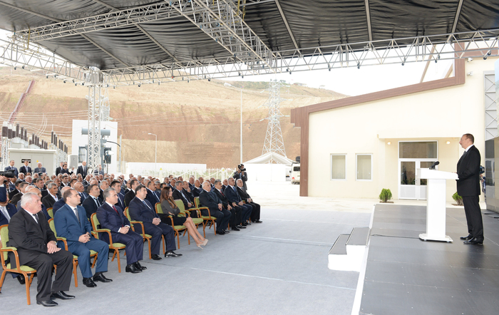 Prezident İlham Əliyev və xanımı Mehriban Əliyeva Taxtakörpü su anbarı, su elektrik stansiyası və Taxtakörpü-Ceyranbatan su kanalının açılışında iştirak ediblər - YENİLƏNİB - FOTO