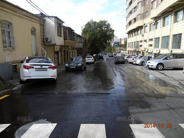 Bakının mərkəzində su fontan vurdu - FOTO