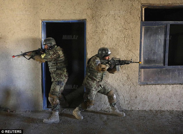 Qanadlı "canlı bomba" vuruldu - VİDEO - FOTO