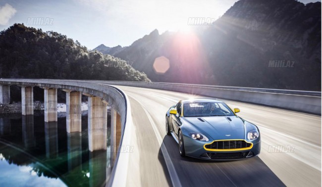 Aston Martin-dən iki versiya - FOTOSESSİYA