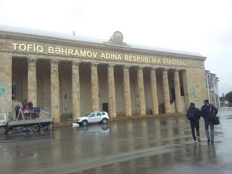 Mərkəzi arenanın son durumu və kassaların önündən - FOTOlar