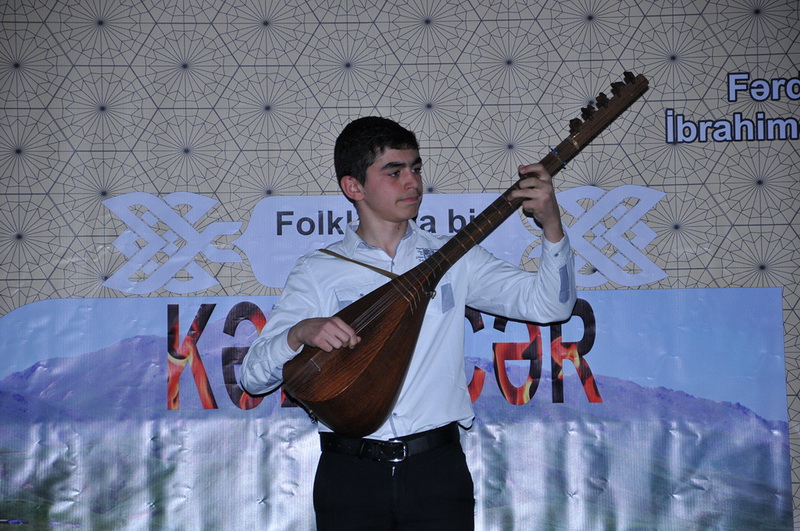 Kəlbəcərin folkloruna aid kitab nəşr olunub - FOTO