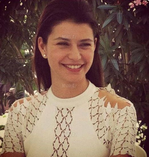 Beren Saat məhkəməyə düşdü - FOTO