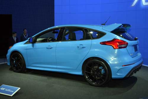 Bu da Ford Focus RS - FOTOSESSİYA