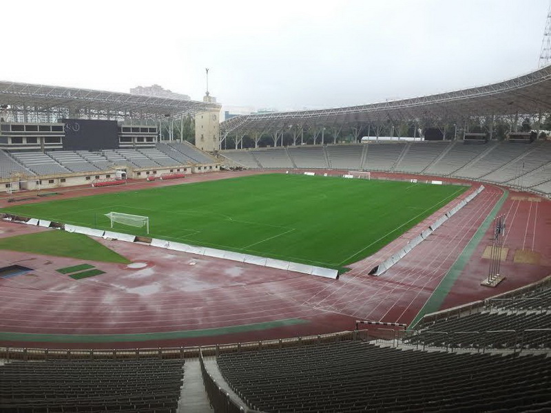 Mərkəzi arenanın son durumu və kassaların önündən - FOTOlar