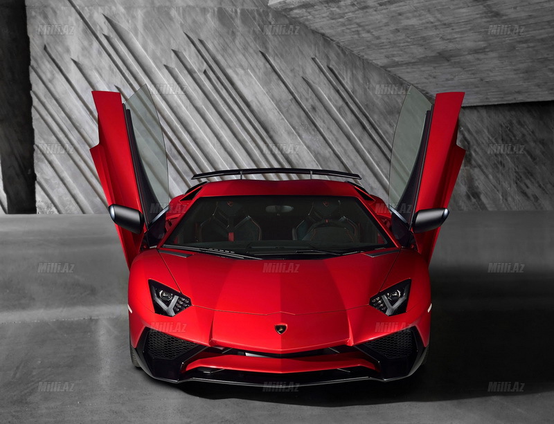 Bu da Lamborghini Aventador SV - VİDEO - FOTO