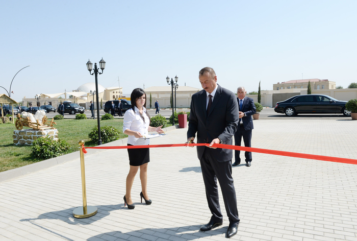 Prezident İlham Əliyev: "Azərbaycan gəncləri öz vətəninə bağlıdırlar, onlar ölkəmizin inkişafına böyük töhfə verirlər" - YENİLƏNİB - FOTO