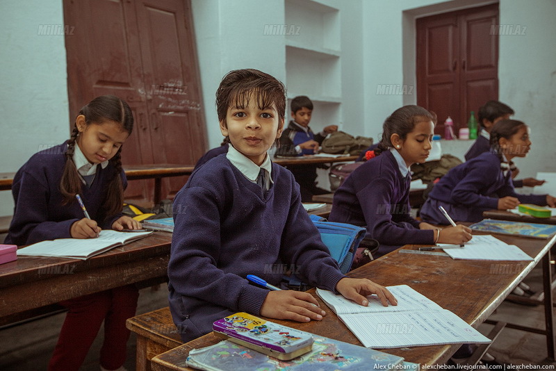 Hind məktəbinə baş çəkək? - FOTO