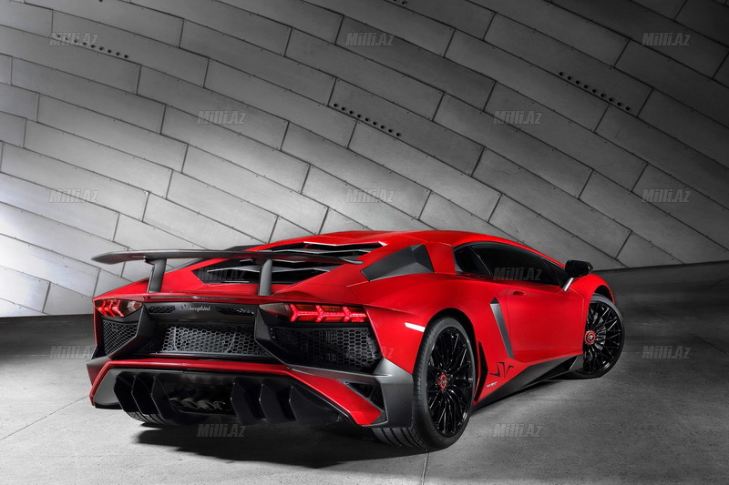 Bu da Lamborghini Aventador SV - VİDEO - FOTO