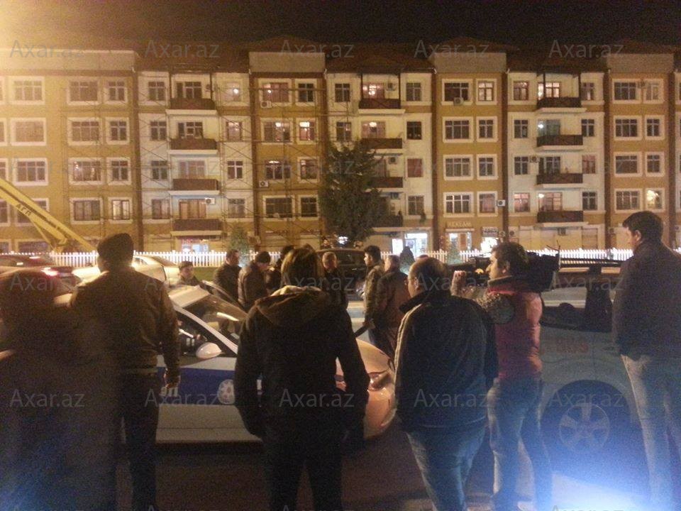 Bakıda qəza törədən avtomobil piyada yoluna düşüb - FOTO