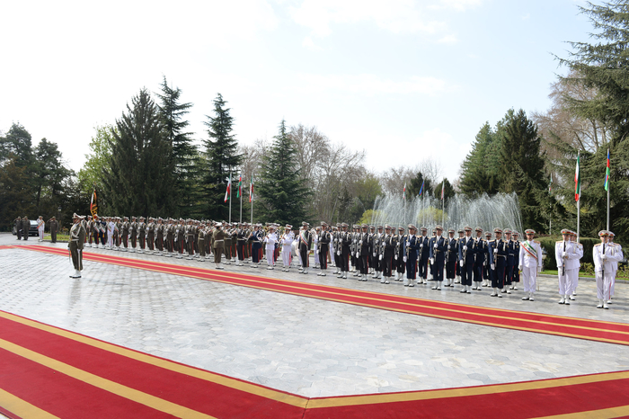 Prezident İlham Əliyev: "İran-Azərbaycan əlaqələri bu gün möhkəm zəmin üzərində qurulur" - YENİLƏNİB - VİDEO - FOTO