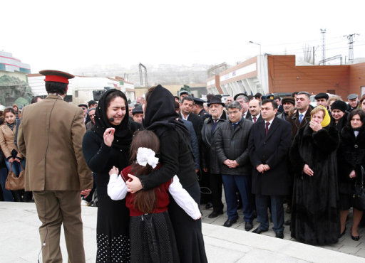 Binəqədi rayonunda Milli Qəhrəmanlar abidəsinin açılış mərasimi olub - FOTO