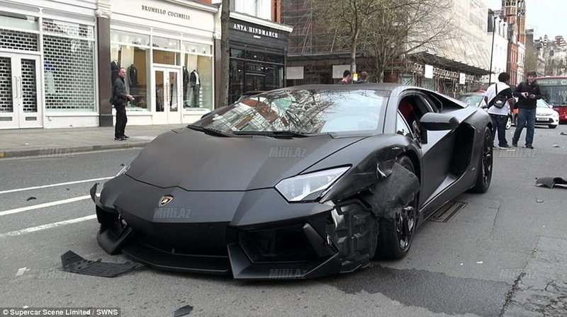 Lamborghini, BMW və Mazda toqquşdular - FOTO