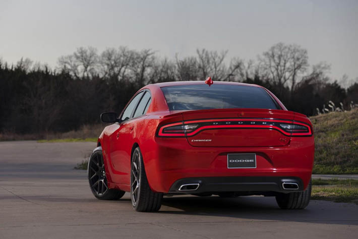 Yenilənmiş Dodge Charger - FOTO