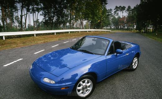 Mazda MX-5 10 dəqiqəyə satıldı - FOTO