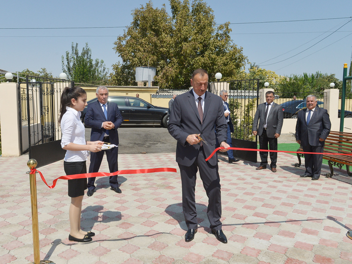 Prezident İlham Əliyev: "Azərbaycan gəncləri öz vətəninə bağlıdırlar, onlar ölkəmizin inkişafına böyük töhfə verirlər" - YENİLƏNİB - FOTO