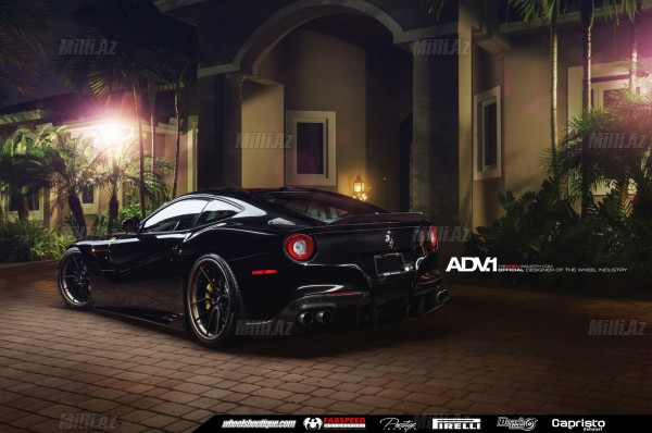 Ferrari F12 yeni disklərlə - FOTO