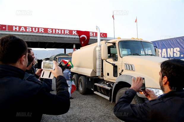 Peşmərgələr Türkiyədən keçdilər - FOTO