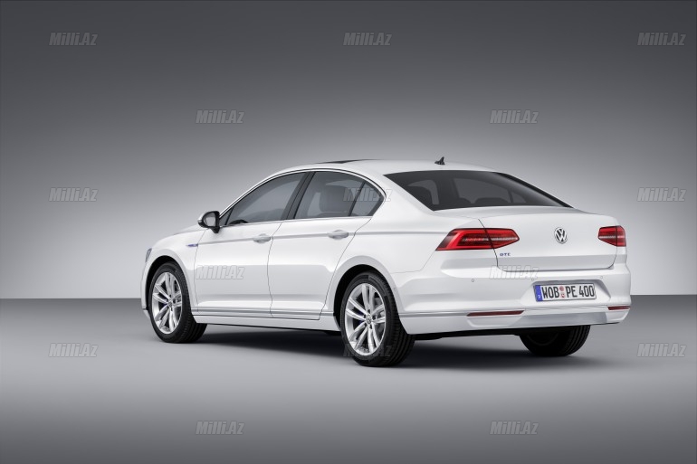 Volkswagen-dən hibrid Passat - FOTO