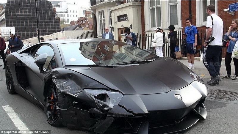 Lamborghini, BMW və Mazda toqquşdular - FOTO