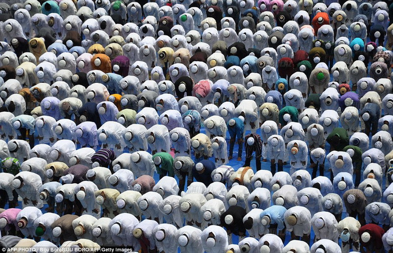 Dünya Ramazanı bayram etdi - FOTO
