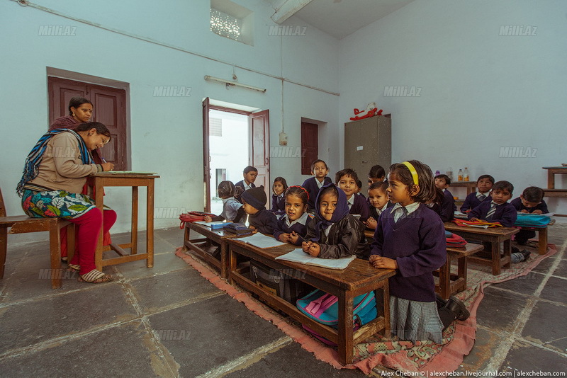 Hind məktəbinə baş çəkək? - FOTO